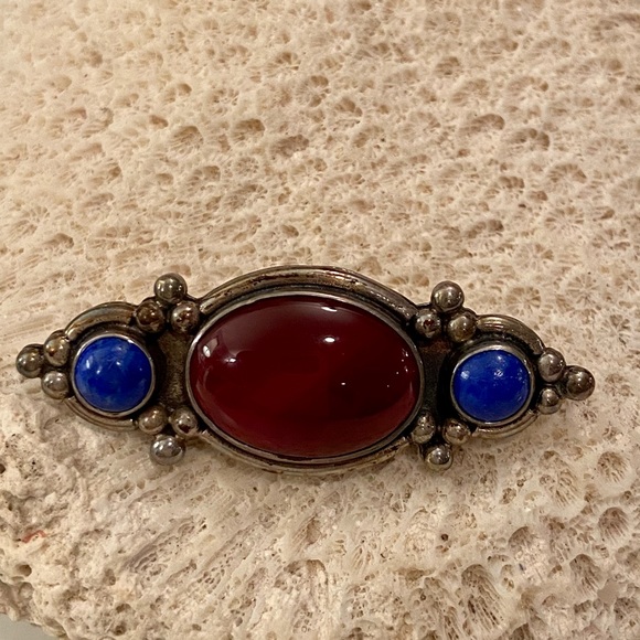 Cobalt Blue and Crimson Red Pin - Picture 1 of 5